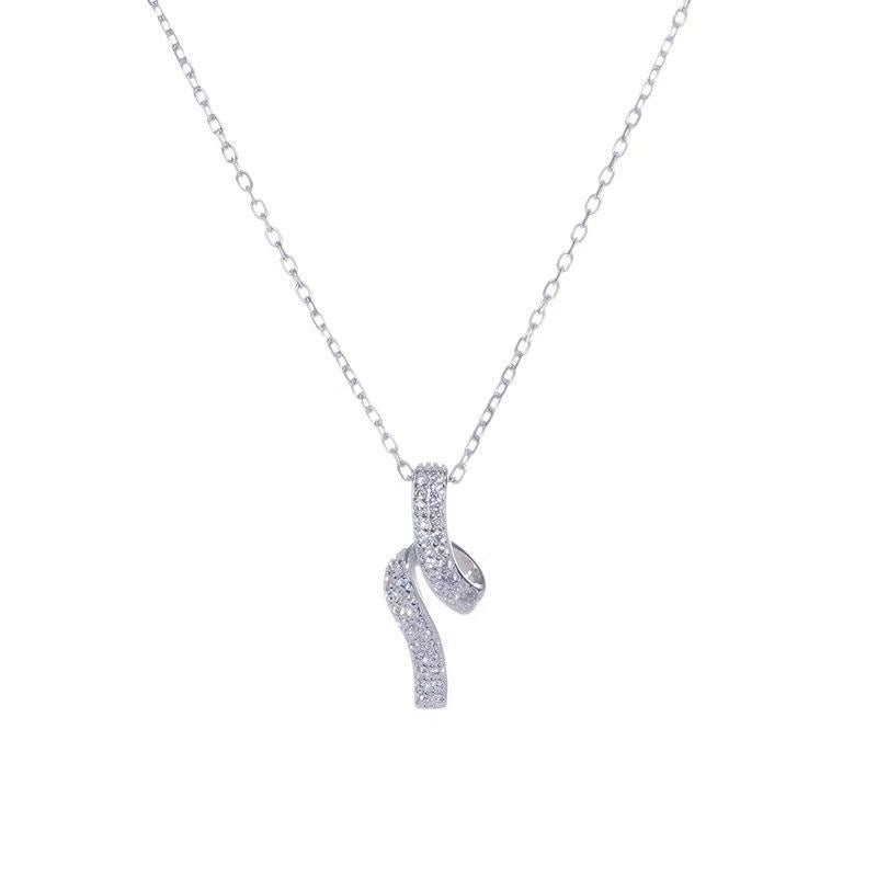Damen Halskette mit elegantem geschwungenem Anhänger und funkelnden Zirkonia Shop Nory