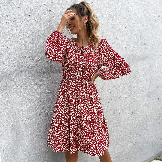 Damen Midikleid mit tailliertem Schnitt, Volantrock und langen Ärmeln Shop Nory