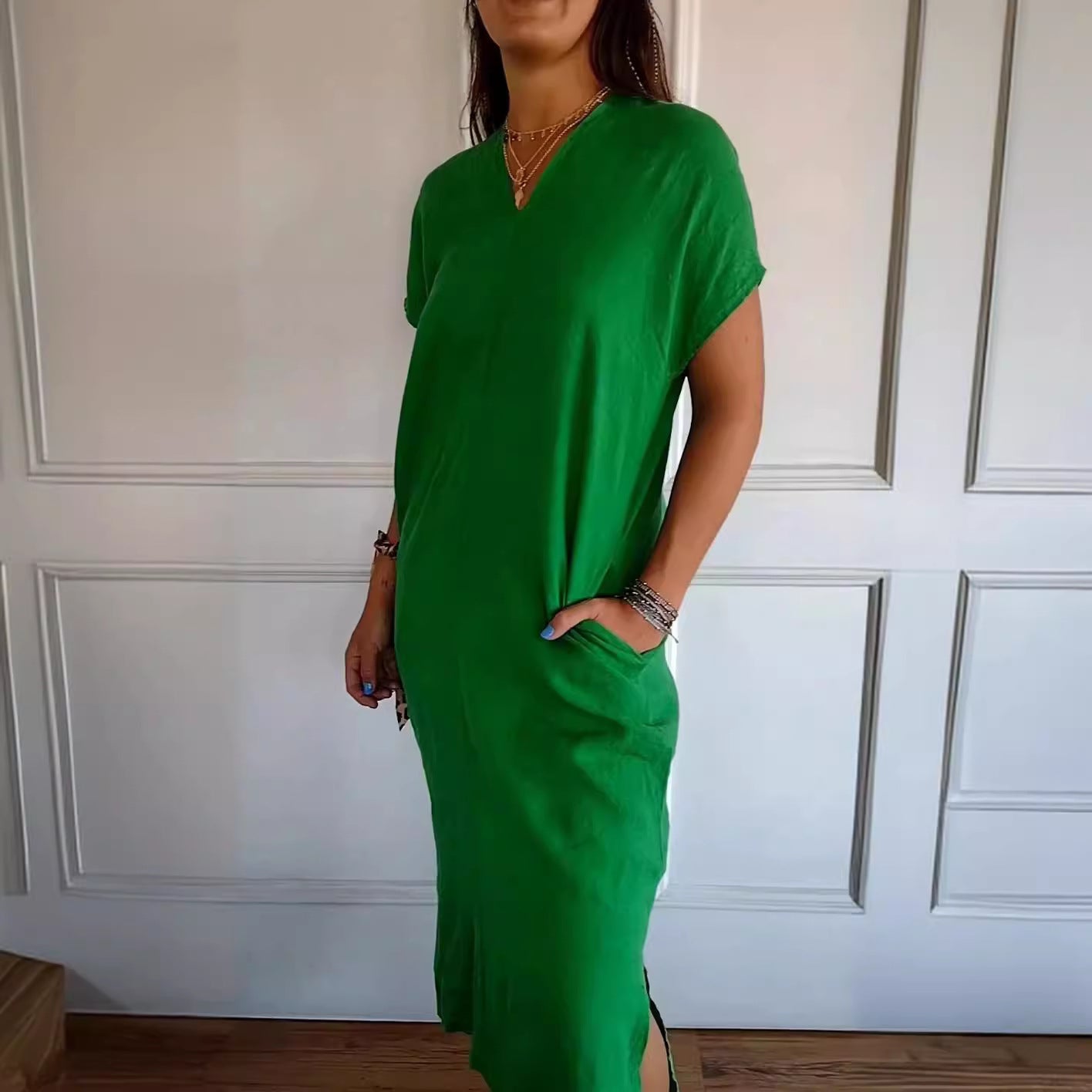 Damen Viskose-Leinen Kleid mit tiefem V-Ausschnitt und praktischen Taschen