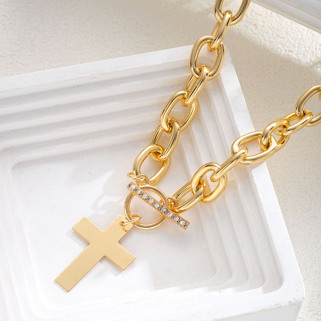 Damenkette mit elegantem Kreuzanhänger Shop Nory