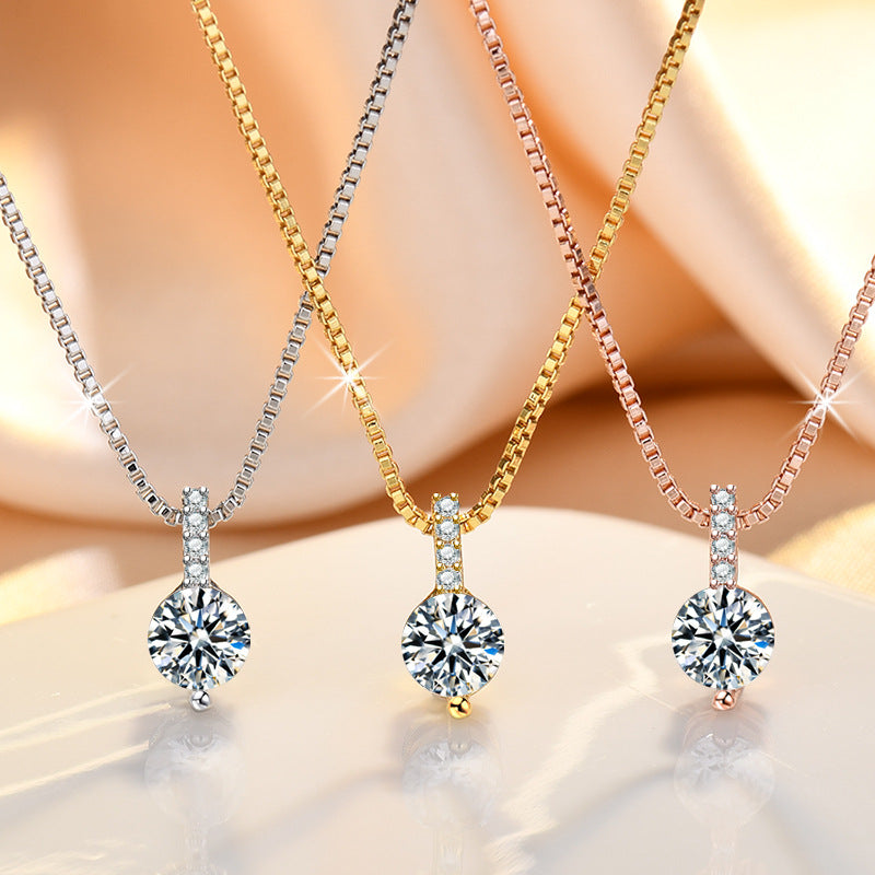 Damen-Halskette mit funkelndem Zirkonia-Anhänger und eleganter Gliederkette Shop Nory