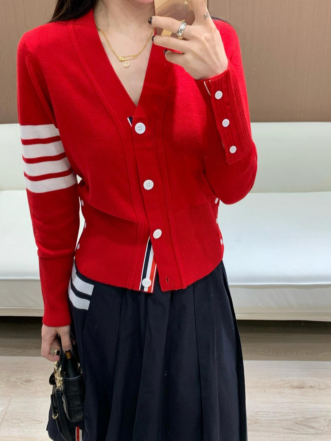 Damen Modischer Strickcardigan mit V-Ausschnitt Shop Nory