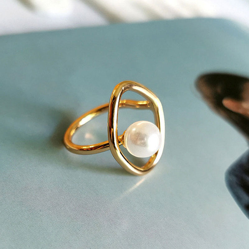 Damenring mit edler Perle und modernem Design Shop Nory