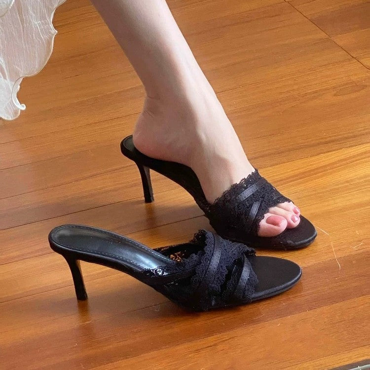 Damen Elegante Slingback-Sandaletten mit zarten Spitzenakzenten