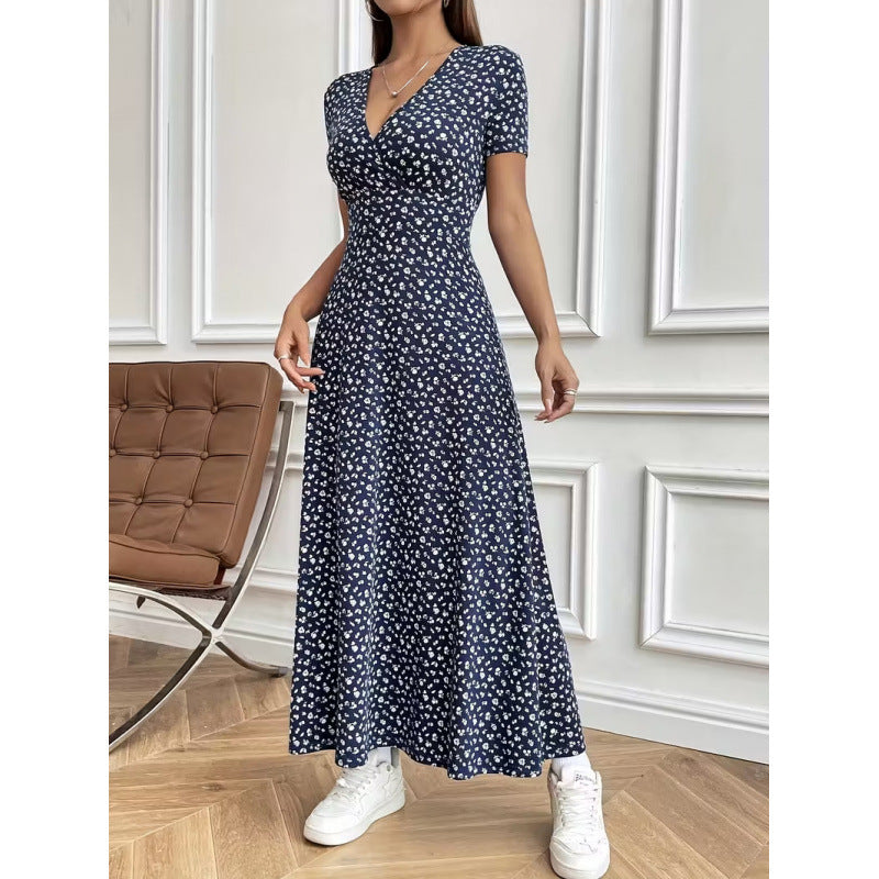 Damen Maxikleid mit vorteilhaftem V-Ausschnitt und floralem Muster Shopnory