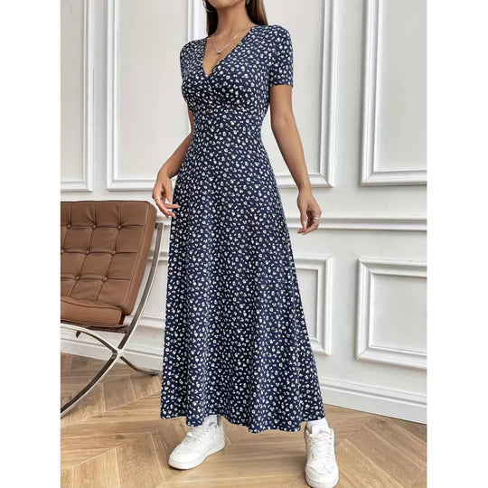 Damen Maxikleid mit vorteilhaftem V-Ausschnitt und floralem Muster Shopnory