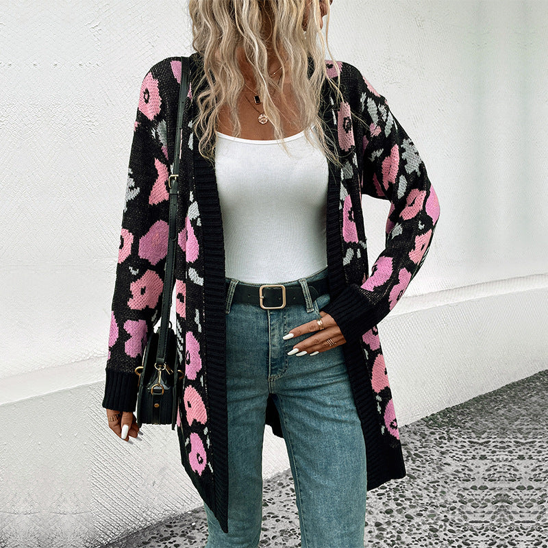Damen Langer Strickcardigan mit Oversize-Schnitt, Animal-Jacquard und gerippten Bündchen Shop Nory