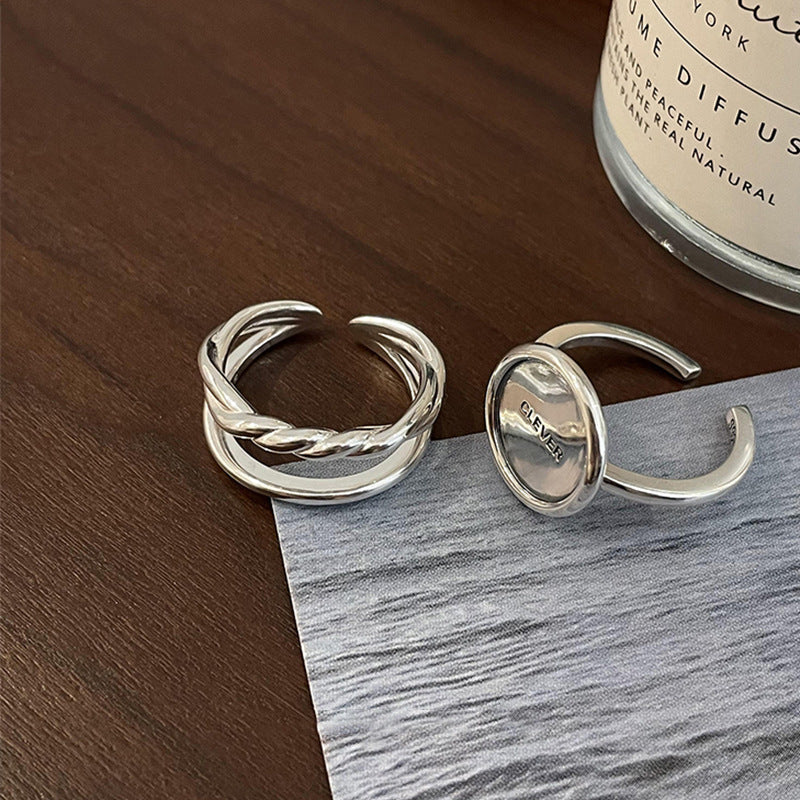 Damen filigraner und eleganter Ring mit gedrehtem Design Shop Nory