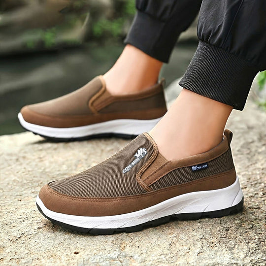 Herren nan gepolsterter Slip-On Komfort-Sneaker mit elastischem Einstieg, stoßdämpfender EVA-Plateausohle und herausnehmbarem Komfortfußbett Shop Nory