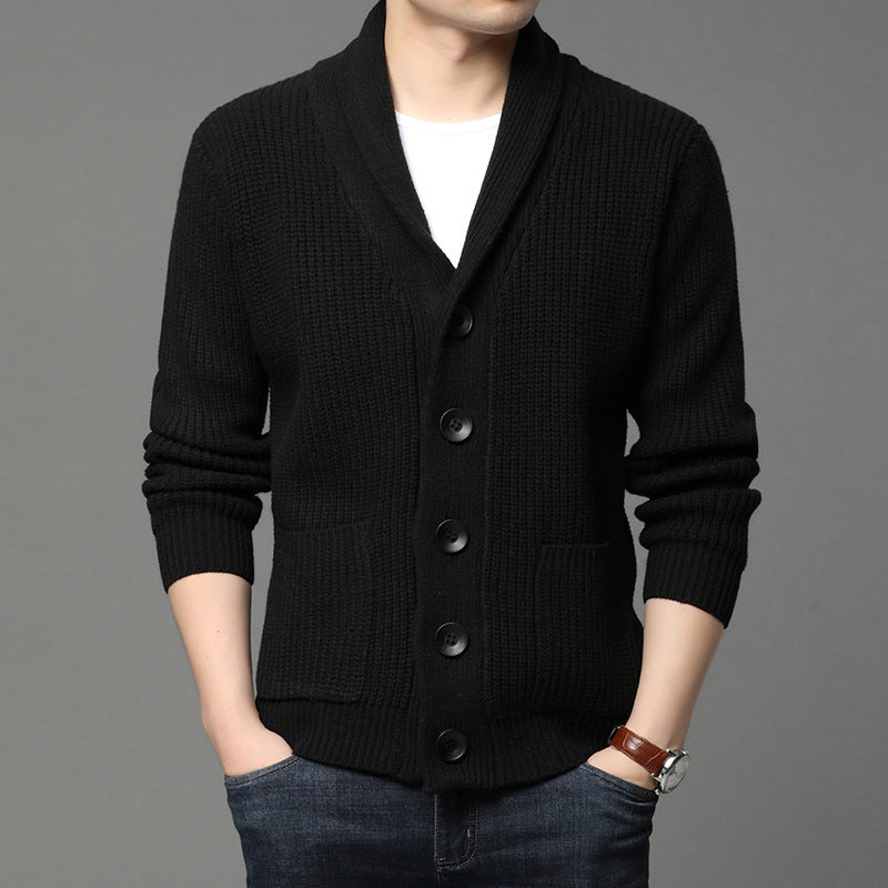 Herren Grobstrick-Cardigan mit Schalkragen, aufgesetzten Taschen und Knopfleiste Shop Nory