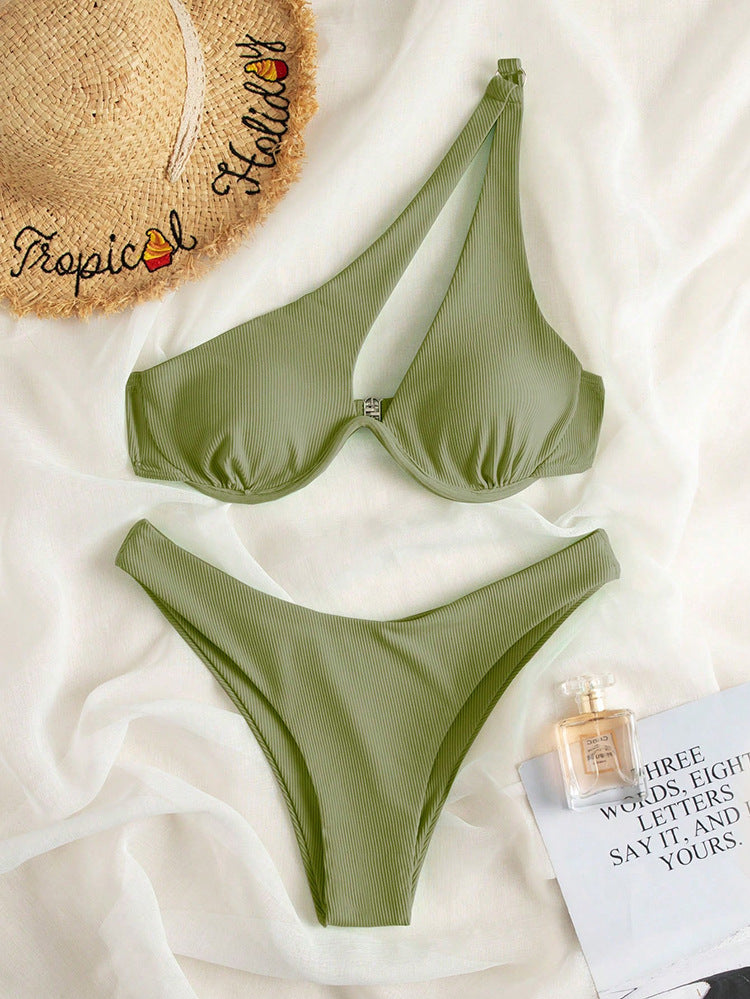 Damen Triangel-Bikini mit asymmetrischem Schnitt und gepolstertem Oberteil