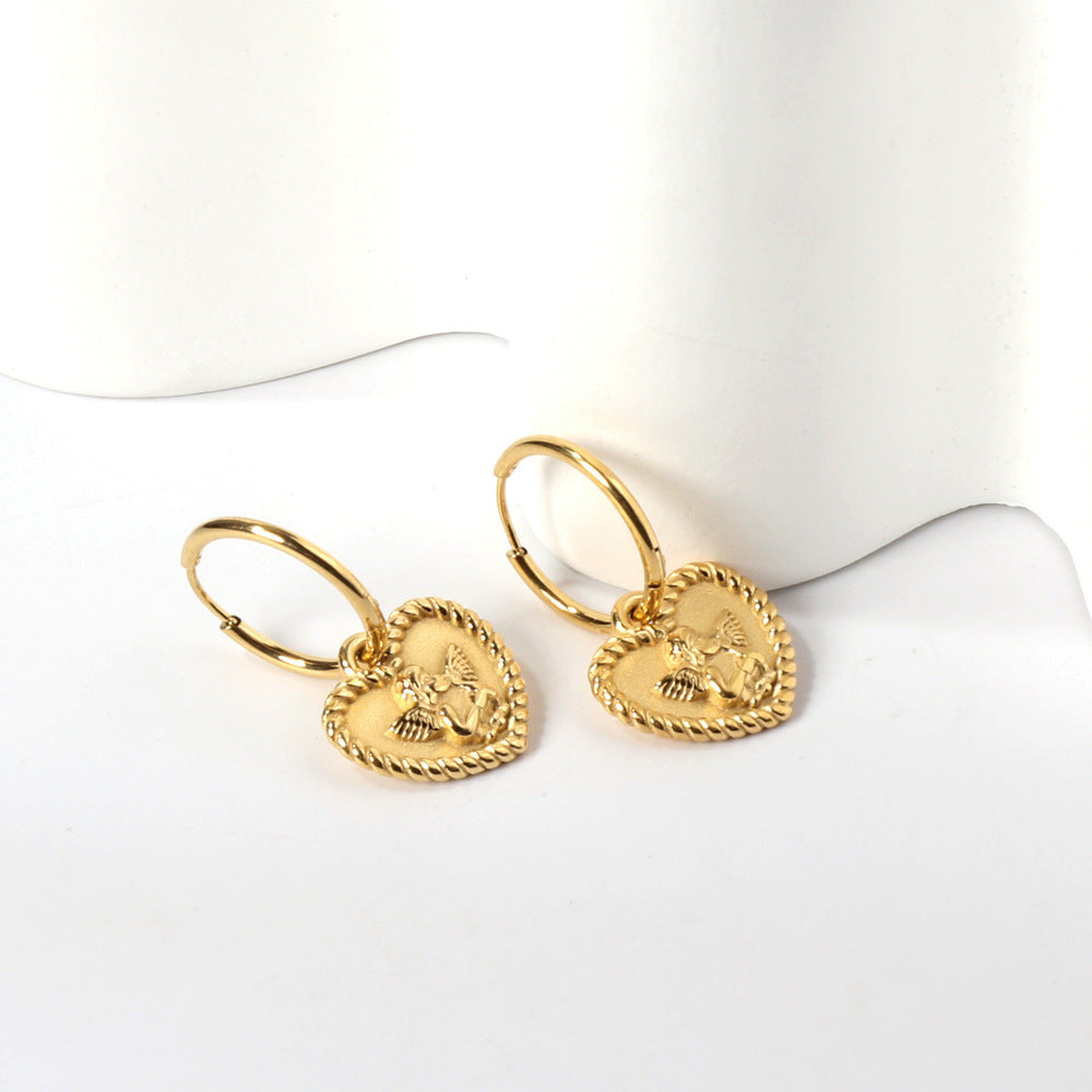Damen Ohrstecker im floralen Design mit funkelndem Mittelstein Shop Nory