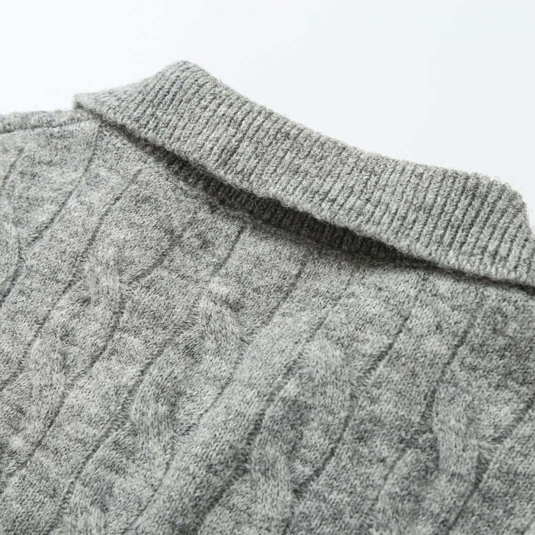 Damen Grobgestrickter Zopfmuster-Pullover mit offenem Polokragen und V‑Ausschnitt Shop Nory