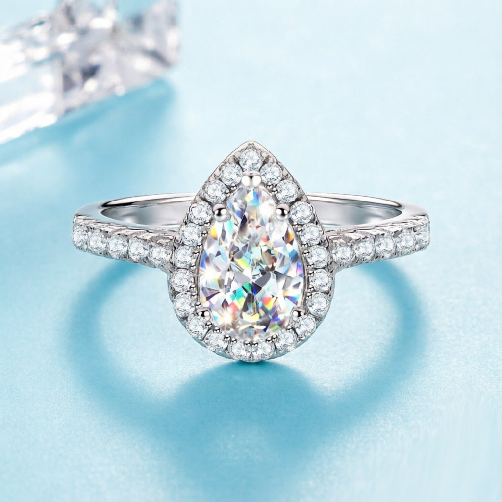 Damen Verlobungsring mit funkelndem Solitaire und elegantem Band Shop Nory