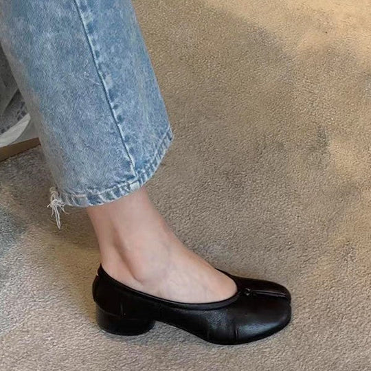 Damen Ballerinas mit spezieller Zehenöffnung und komfortablem Blockabsatz