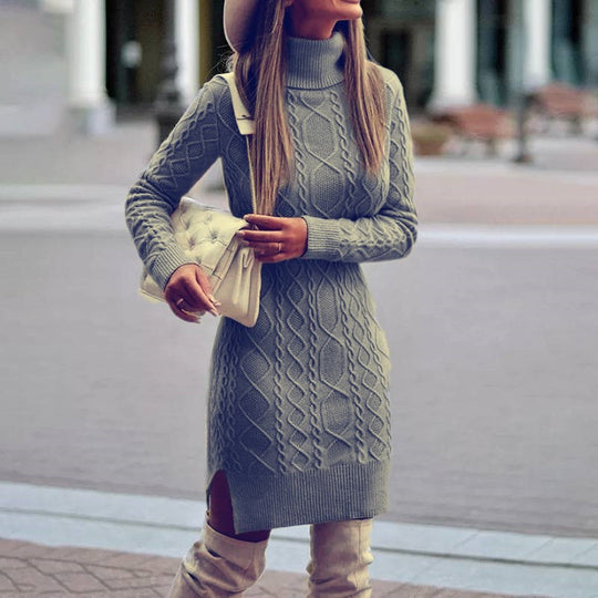 Damen nan figurbetontes Strickkleid mit Rollkragen, Zopfmuster, seitlichem Schlitz und geripptem Saum Shop Nory