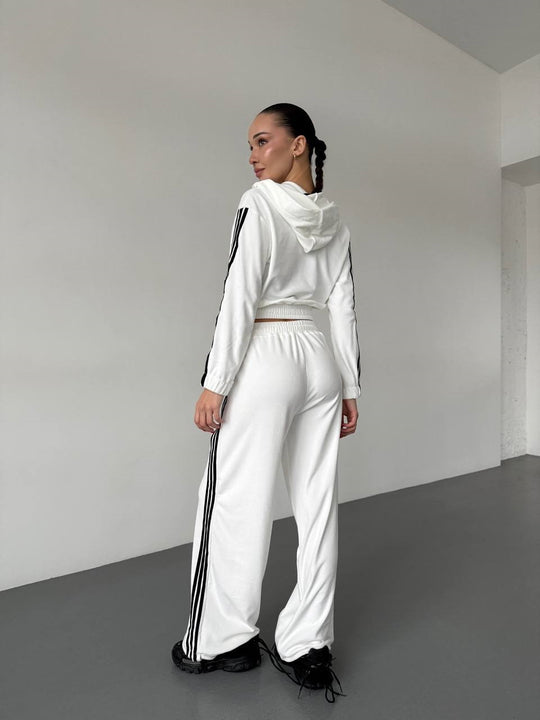 Damen Retro-Samt Trainingsanzug mit seitlichen Streifen, hochgeschnittener Bund und Reißverschluss Shop Nory