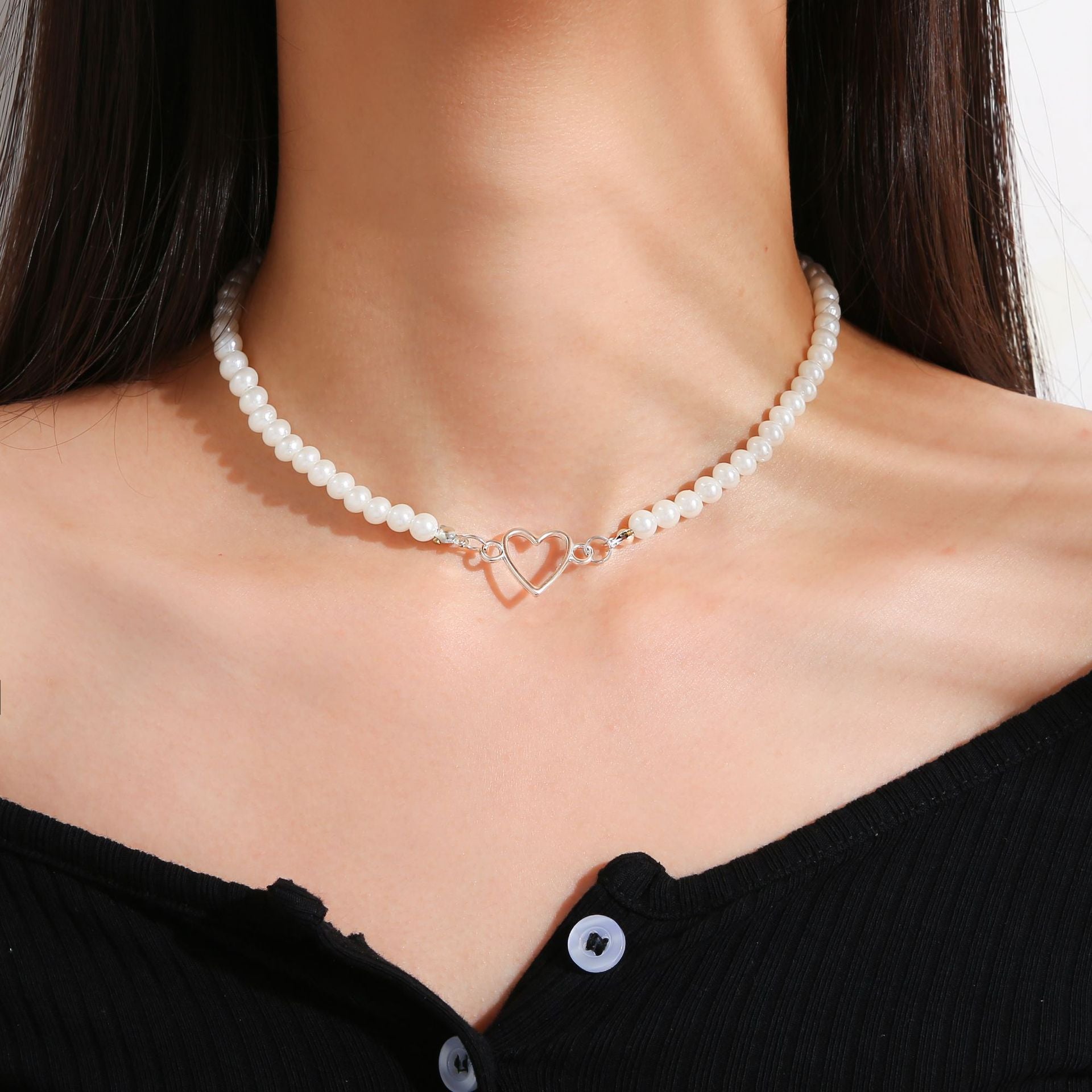 Damen Perlenschmuck mit herzförmigem Anhänger Shop Nory