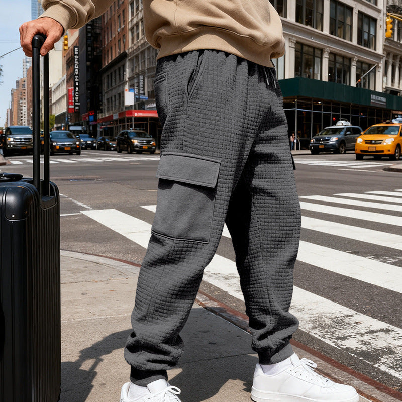 Herren Cargo-Jogginghose mit markanter Waffelstruktur, elastischem Bund und großen Klappentaschen Shop Nory