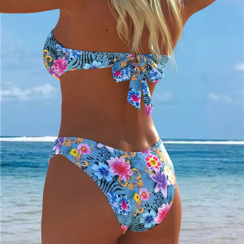 Damen Bikini-Set mit einem eleganten Bustier-Oberteil und hohem Beinausschnitt