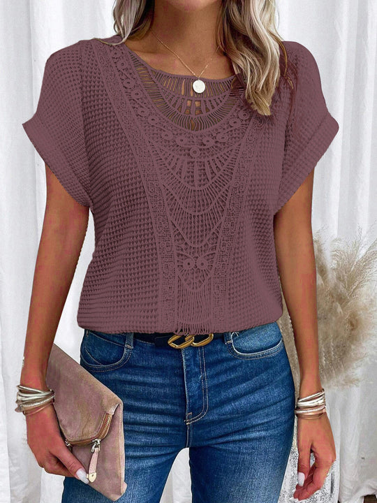Elegantes Spitzen-T-Shirt mit stilvollen Details