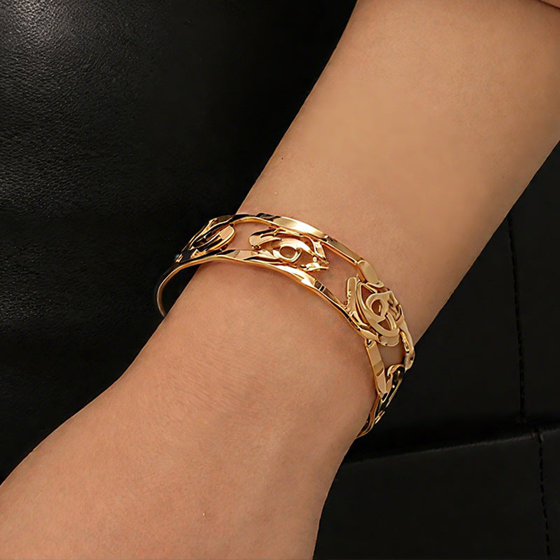 Damen Armreif mit kunstvollem Rosendesign Shop Nory