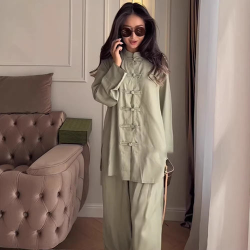 Damen Zweiteiliges Oversize Lounge‑Set mit Stehkragen und dekorativen Knotenverschlüssen Shop Nory
