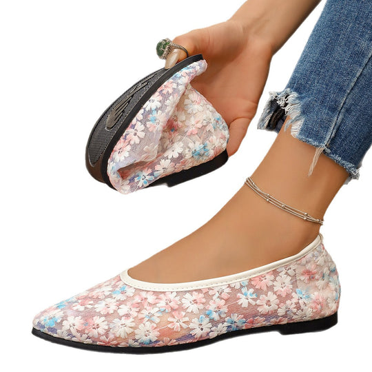 Damen Flache spitze Ballerinas aus besticktem Mesh mit floralem Muster und gepolstertem Fußbett Shop Nory