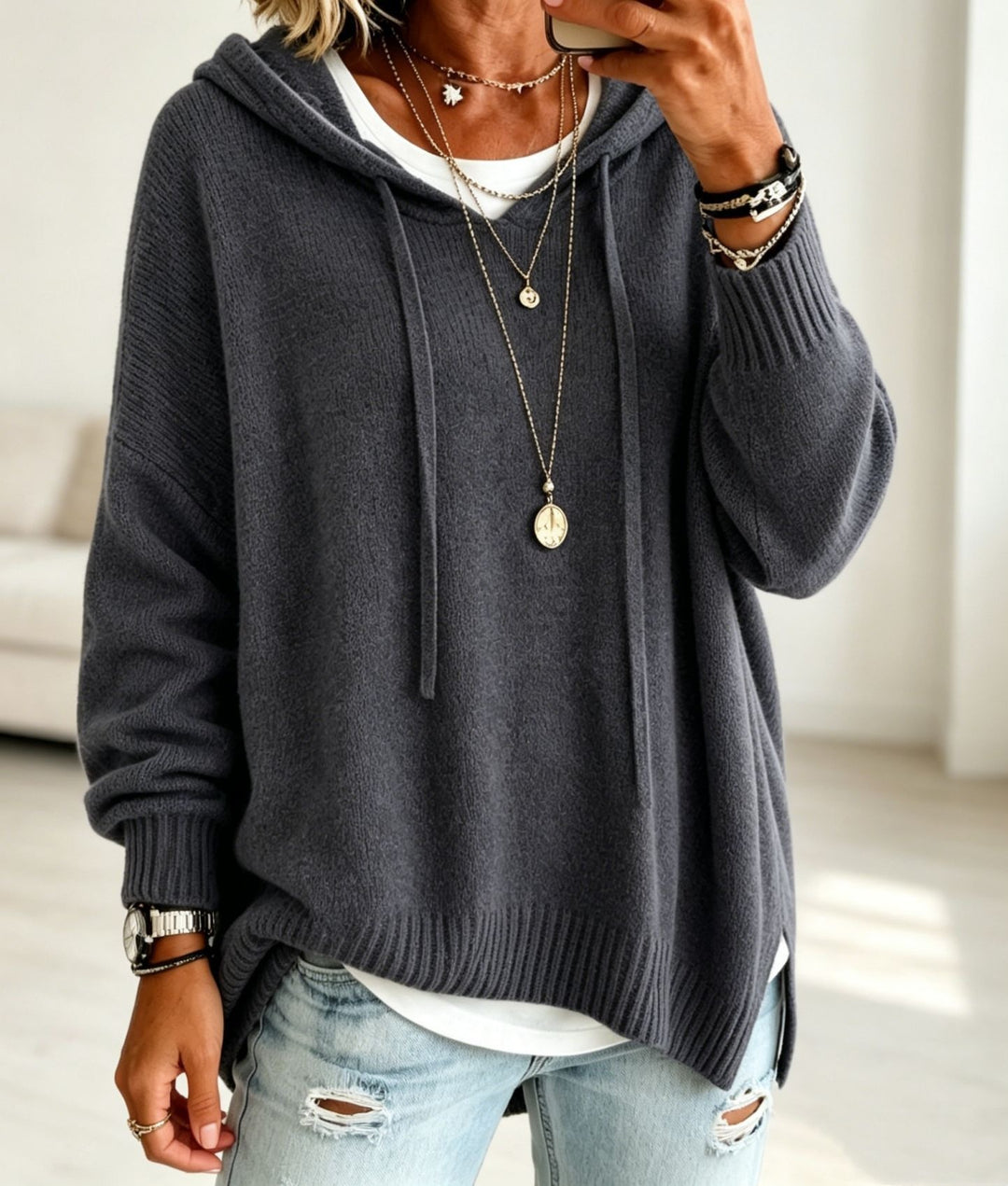 Damen Oversize-Kapuzensweater aus feinem Strick mit gerippten Bündchen Shop Nory