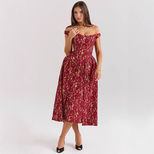 Damen Abendkleid mit raffinierten Spitzenapplikationen und elegantem Schnitt
