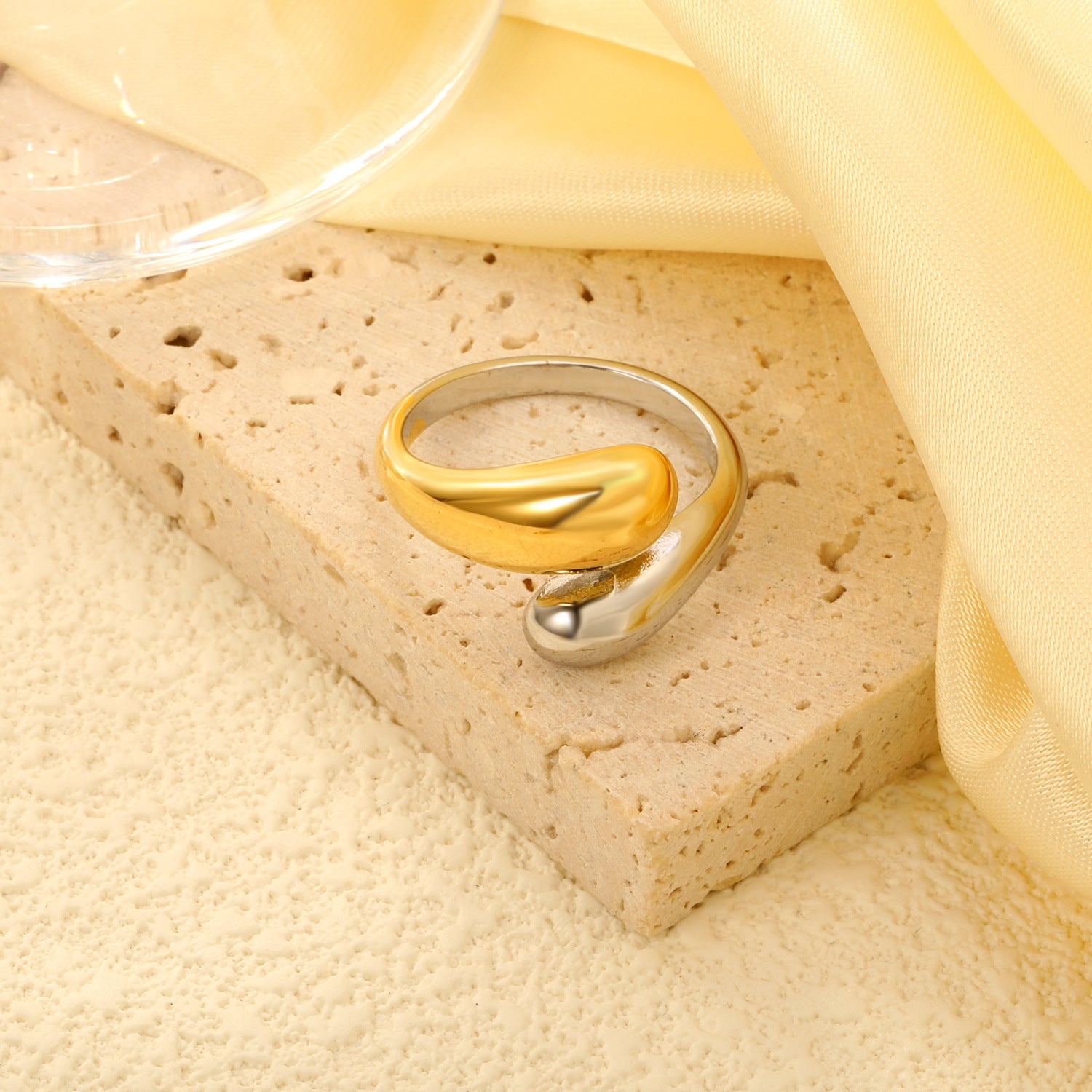 Damen Muschelring aus hochwertigem Edelstahl mit modernem Design Shop Nory