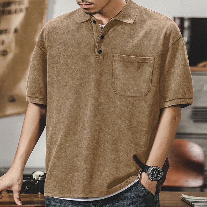 Herren nan locker geschnittenes Baumwoll-Poloshirt mit aufgesetzter Brusttasche und kurzer Knopfleiste