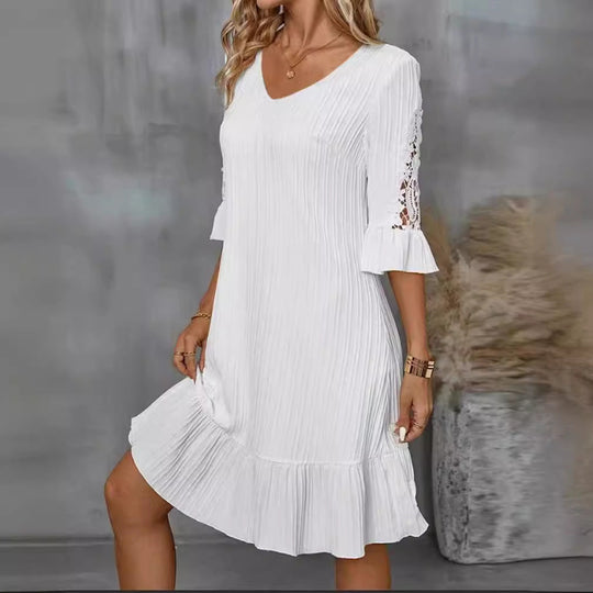 Damen Kurzarm Kleid mit voluminösem Saum und Spitzenärmeln