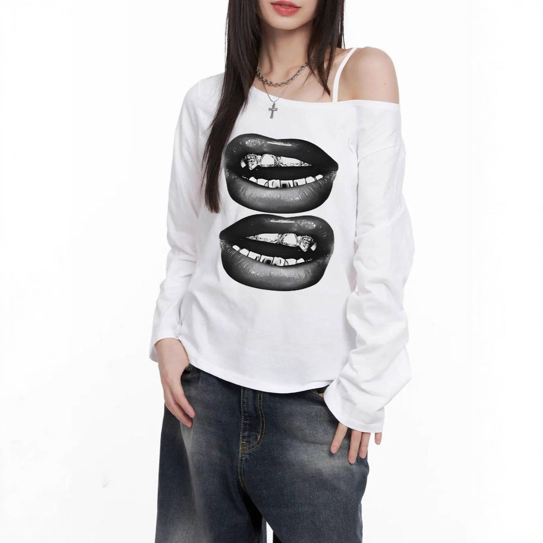Damen nan asymmetrisches Off-Shoulder Langarmshirt mit doppeltem Lippenprint, relaxed Oversize-Schnitt und weichem Baumwollmix Shop Nory