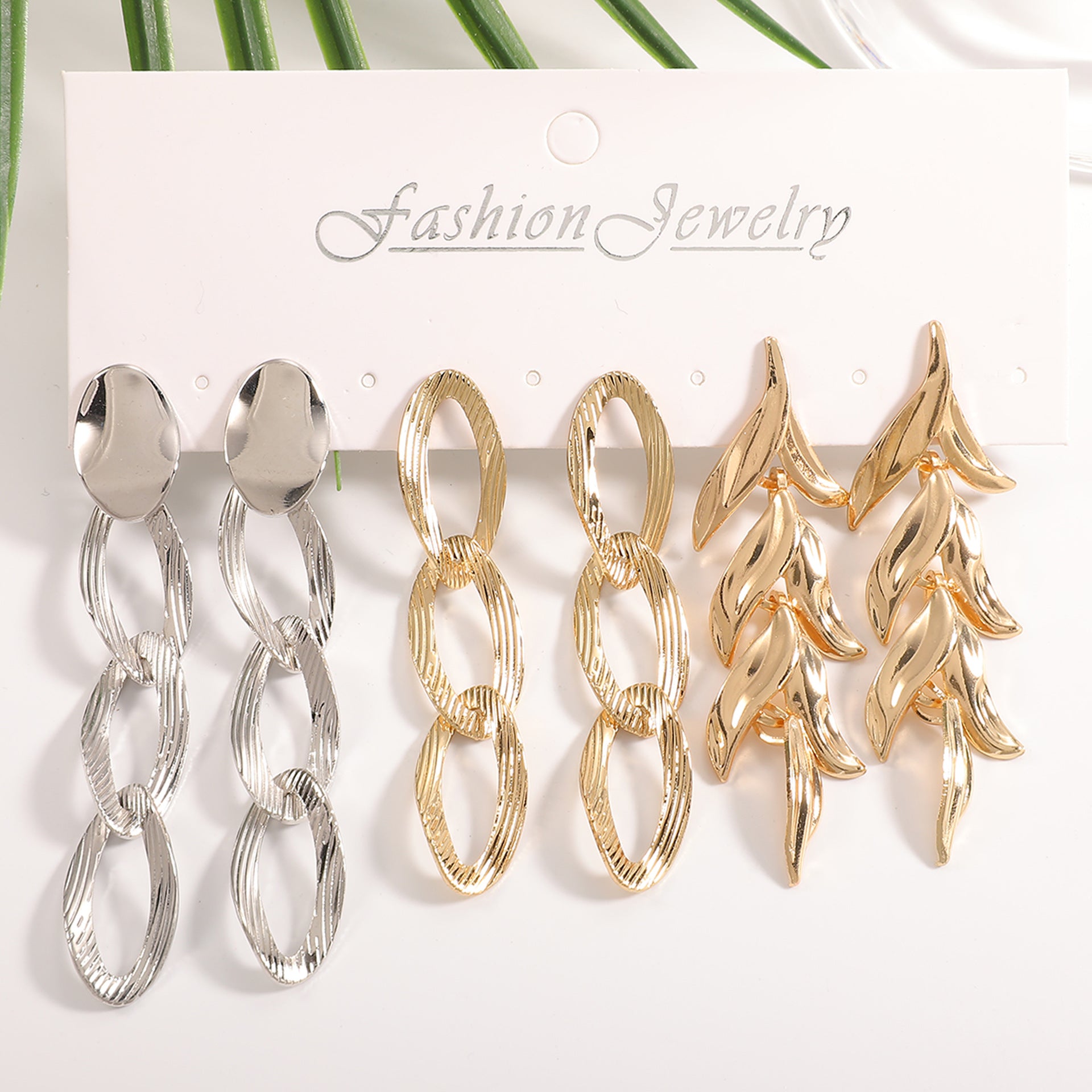 Damen Ohrhänger mit modernem, skulpturalem Design Shop Nory