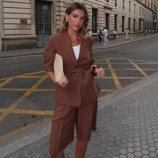 Damen Leinen-Mix taillierter Blazer mit Gürtel, 3/4-Ärmeln & Pattentaschen Shop Nory