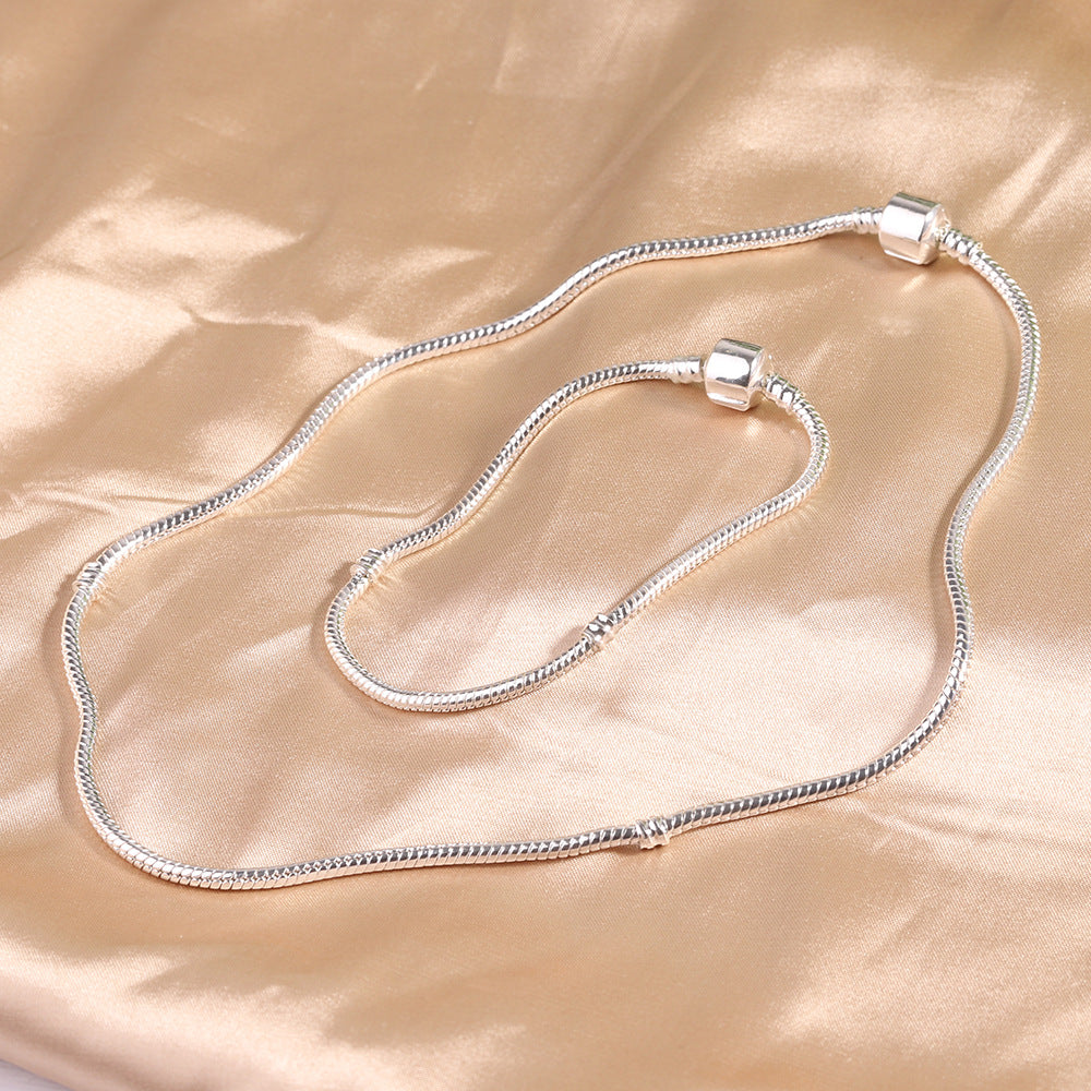 Damen Armband aus hochwertigem Edelstahl mit elegantem und flexiblem Design Shop Nory