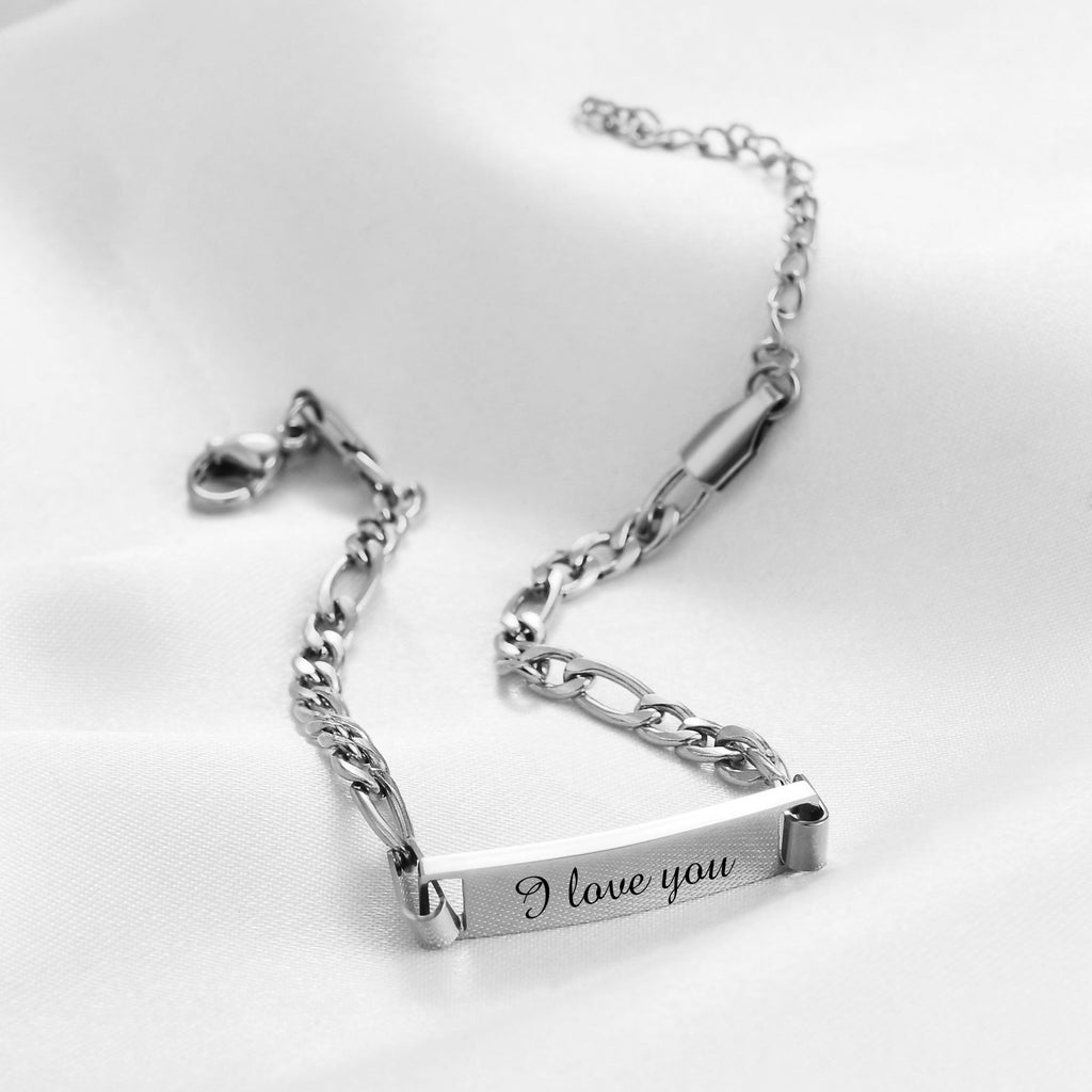 Damen Gravurarmband mit personalisierbarem Herzanhänger Shop Nory