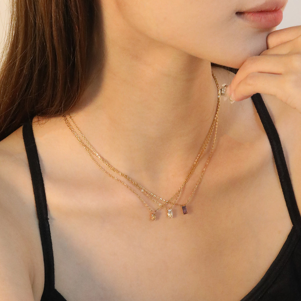Damen edle Halskette mit funkelndem Kristallanhänger und verstellbarem Kettendesign Shop Nory