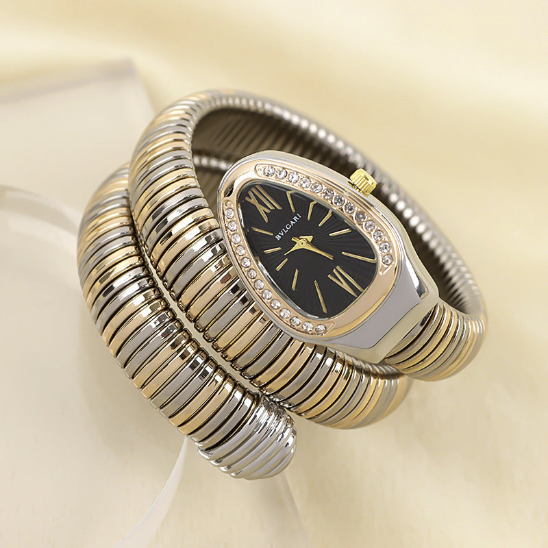 ShopNory | Schlangenuhr mit Quarzbewegung und Persönlichem Armband