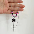 Damen Halskette mit verspieltem Katzenanhänger und bunten Perlendetails Shop Nory