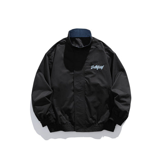 Unisex Leichte Boxy-Blousonjacke mit Stehkragen, elastischen Bündchen und gesticktem Brustdetail Shop Nory