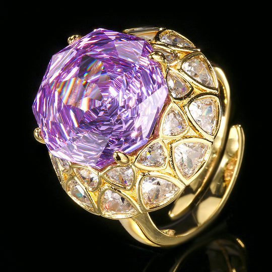 Luxus Cocktail Statement Ring mit übergroßem, facettiertem Mittelstein und tropfenförmigem Pavé-Kristall-Halo