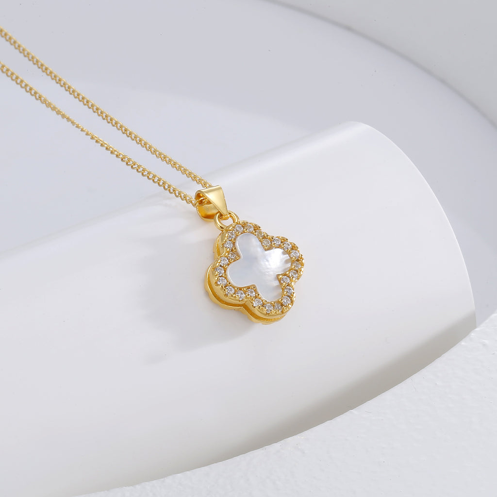 Damen Halskette mit exklusivem Anhänger aus Muschelmosaik und funkelnden Zirkonia Shop Nory