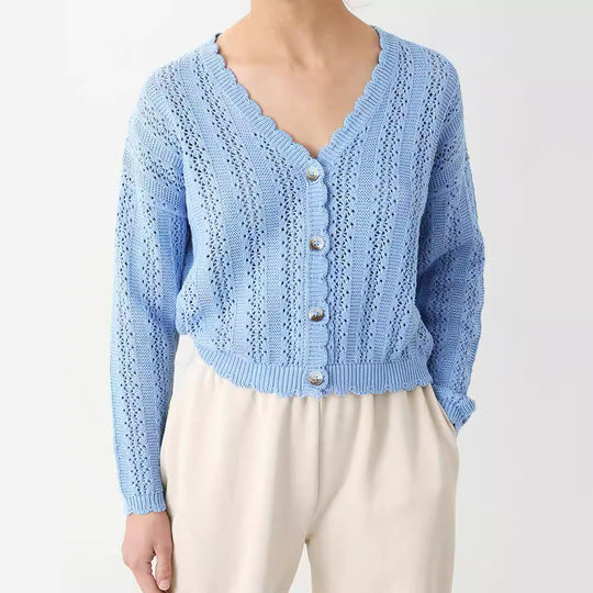 Damen Strickjacke mit filigranem Lochmuster und Wellenabschlüssen