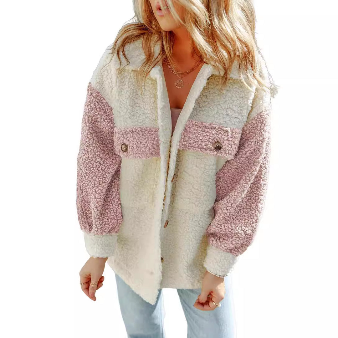 Damen nan oversized Teddy-Hemdjacke mit Kontraststreifen, aufgesetzten Brusttaschen und sichtbarer Knopfleiste Shop Nory