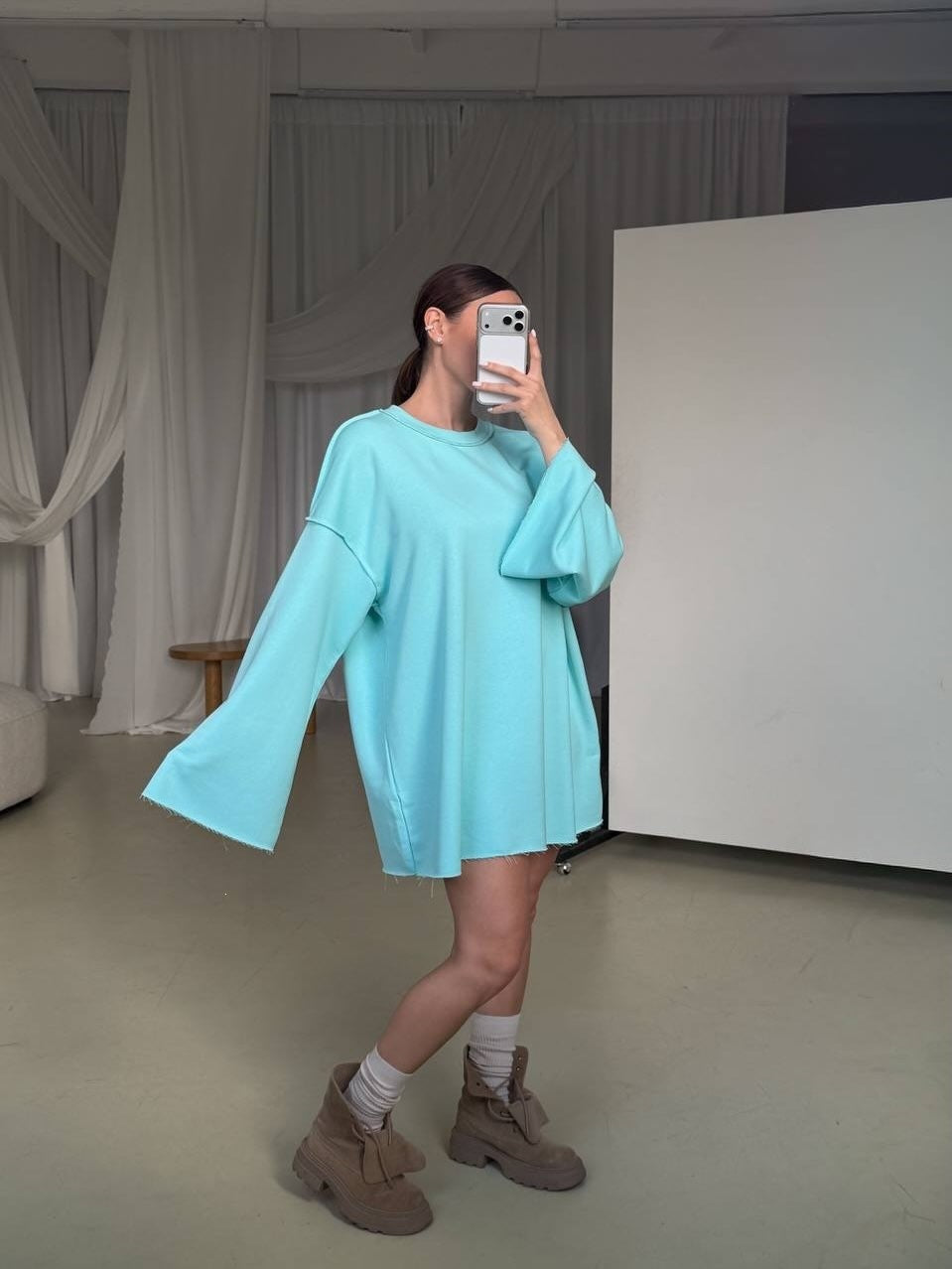 Damen Oversized Sweaterkleid mit weiten Trompetenärmeln Shop Nory