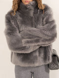 Damen Pelzjacke im modernen Oversize-Stil mit gemütlichem Kragen