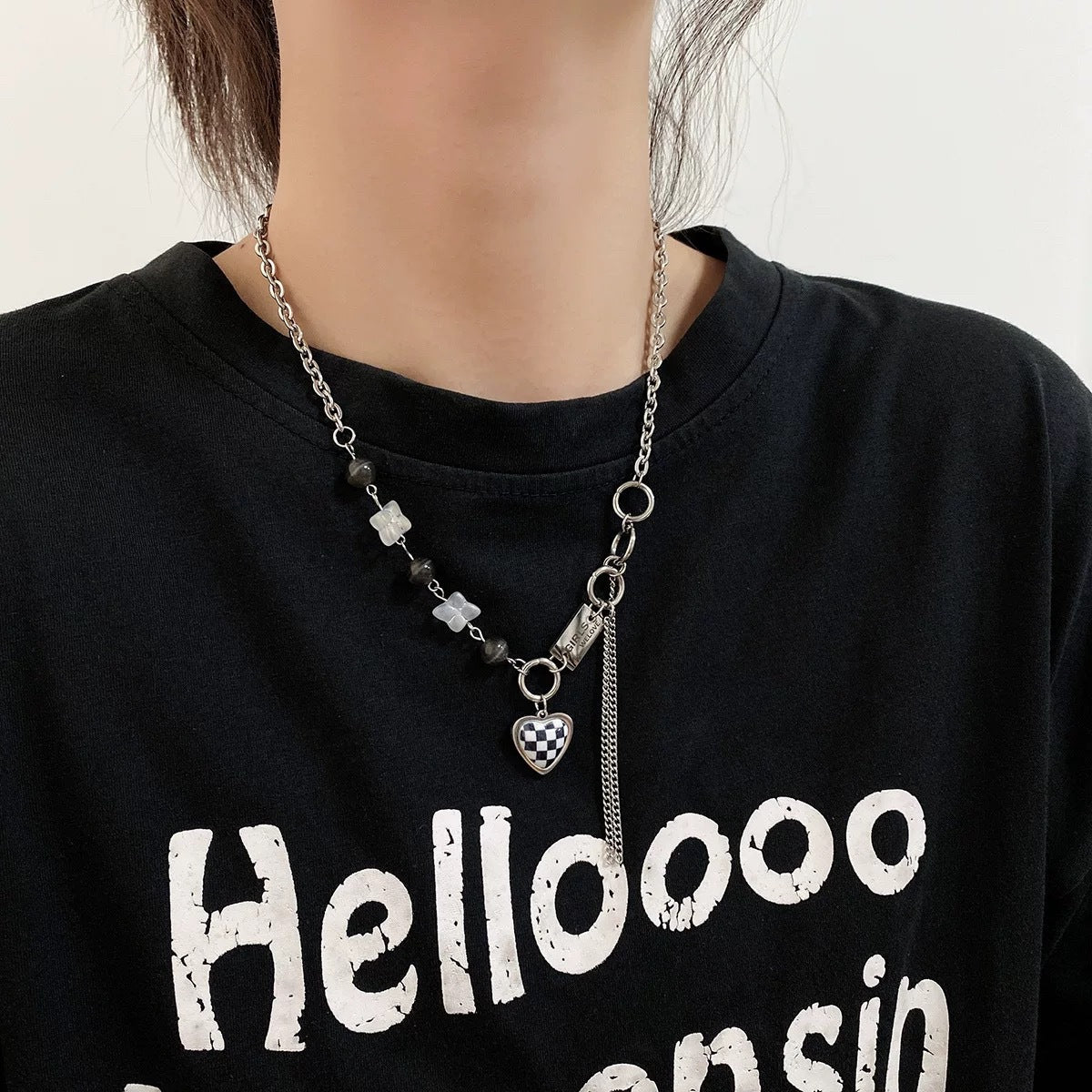 Damen Kette mit herzförmigem und einzigartigem Design Shop Nory