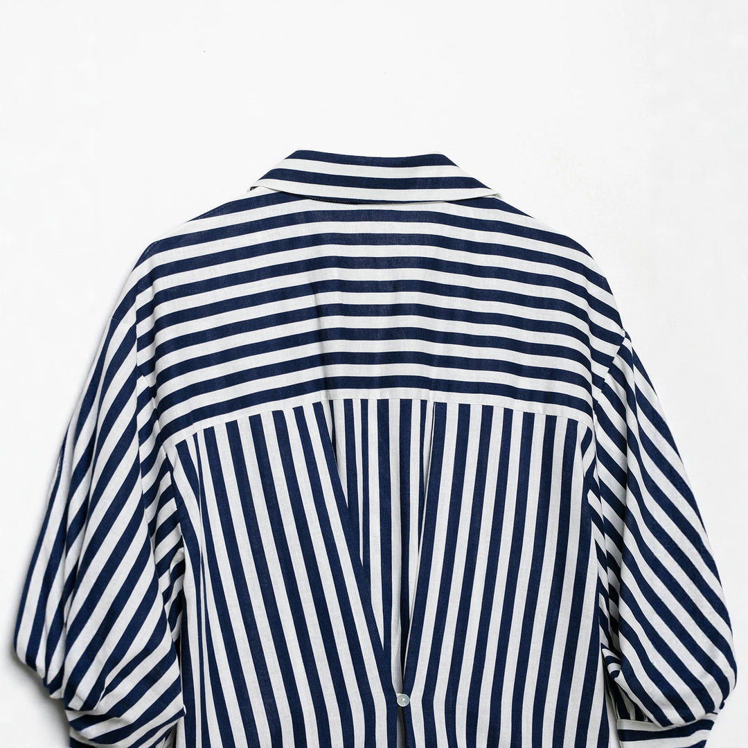 Damen Oversized Hemdbluse mit maritimem Nadelstreifen und dreiviertellangen Ballonärmeln Shop Nory